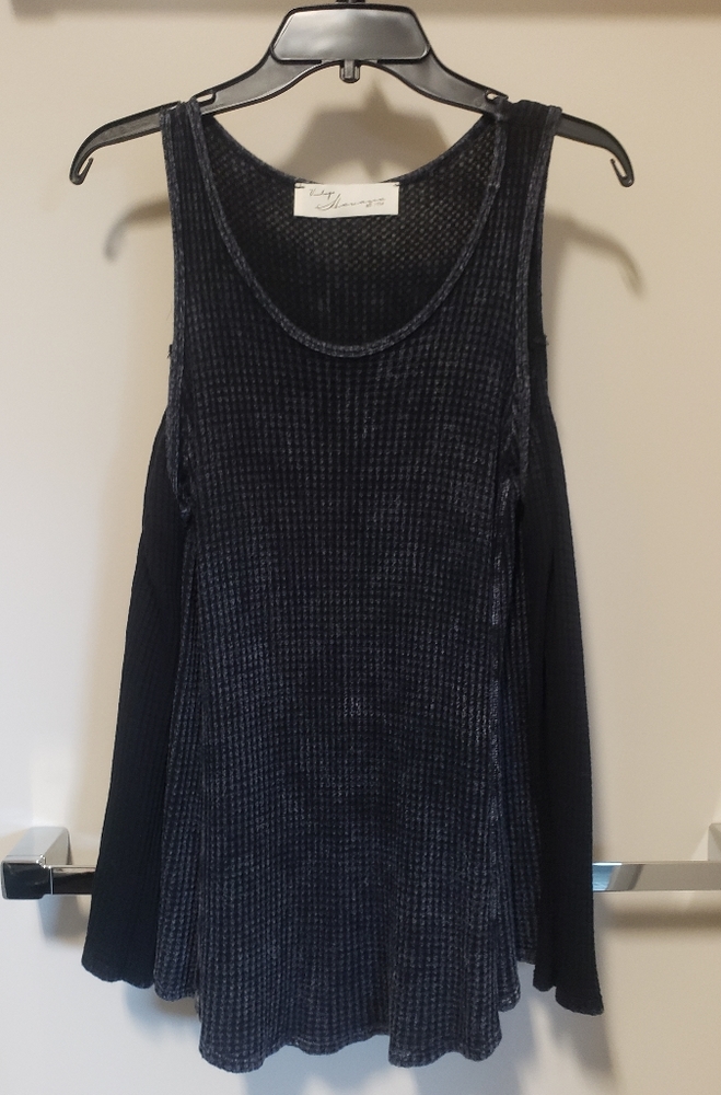 Vintage Havana  Small Waffle knit Cold shoulder tunic